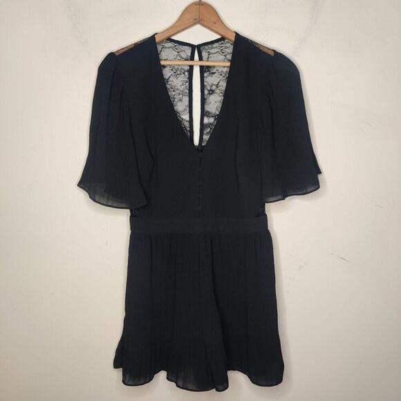 Adelyn Rae Black Romper Sheer Lace Flutter Sleeve NWT - Picture 1 of 12